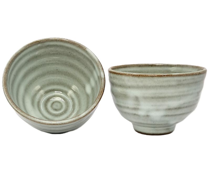 Teeschale Shino-Art, milchgraue Glasur Teeschale Shino-Art, milchgraue Glasur