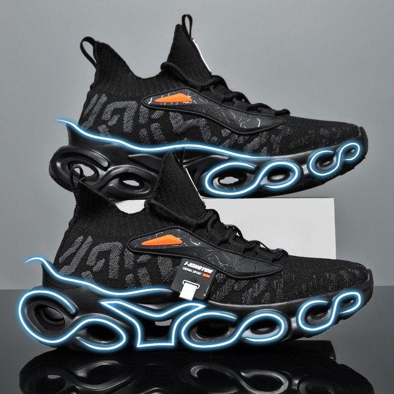 Fashionable new casual shoes, running shoes fly woven outer wear, knife edge shoes, comfortable sports shoes, trendy men’s shoes