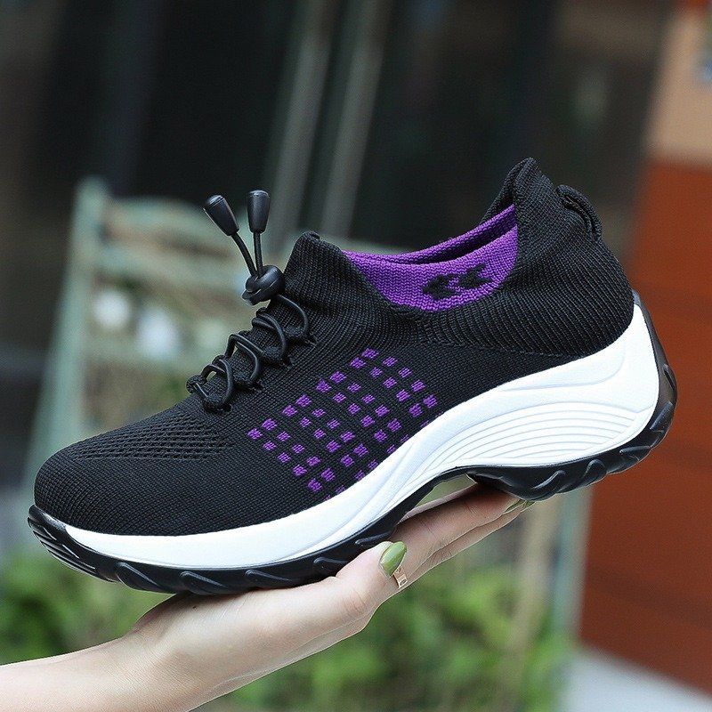 New Large Size High Elastic Fly Woven Breathable Shoes Fashion Light Socks Women’s Sports Shoes