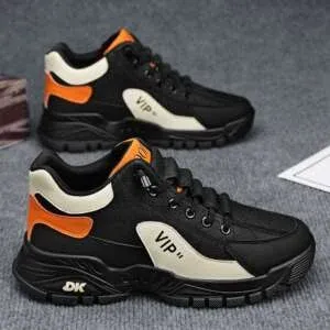 Sports Shoes