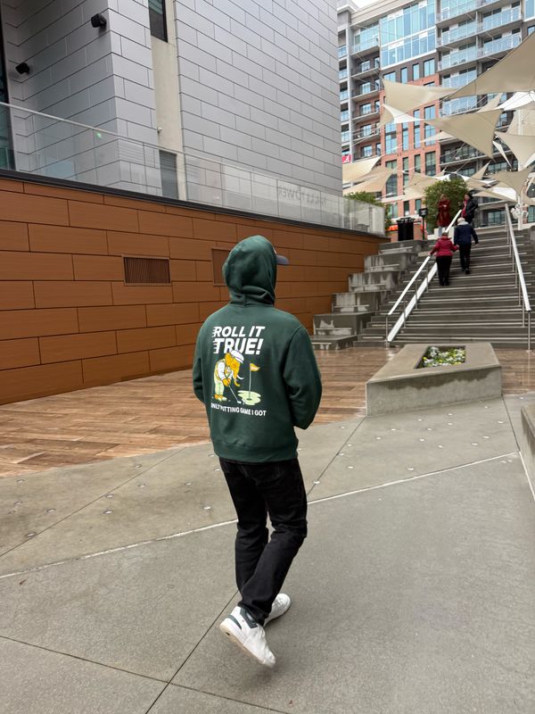 ROLL IT TRUE - HOODIE (limited release)
