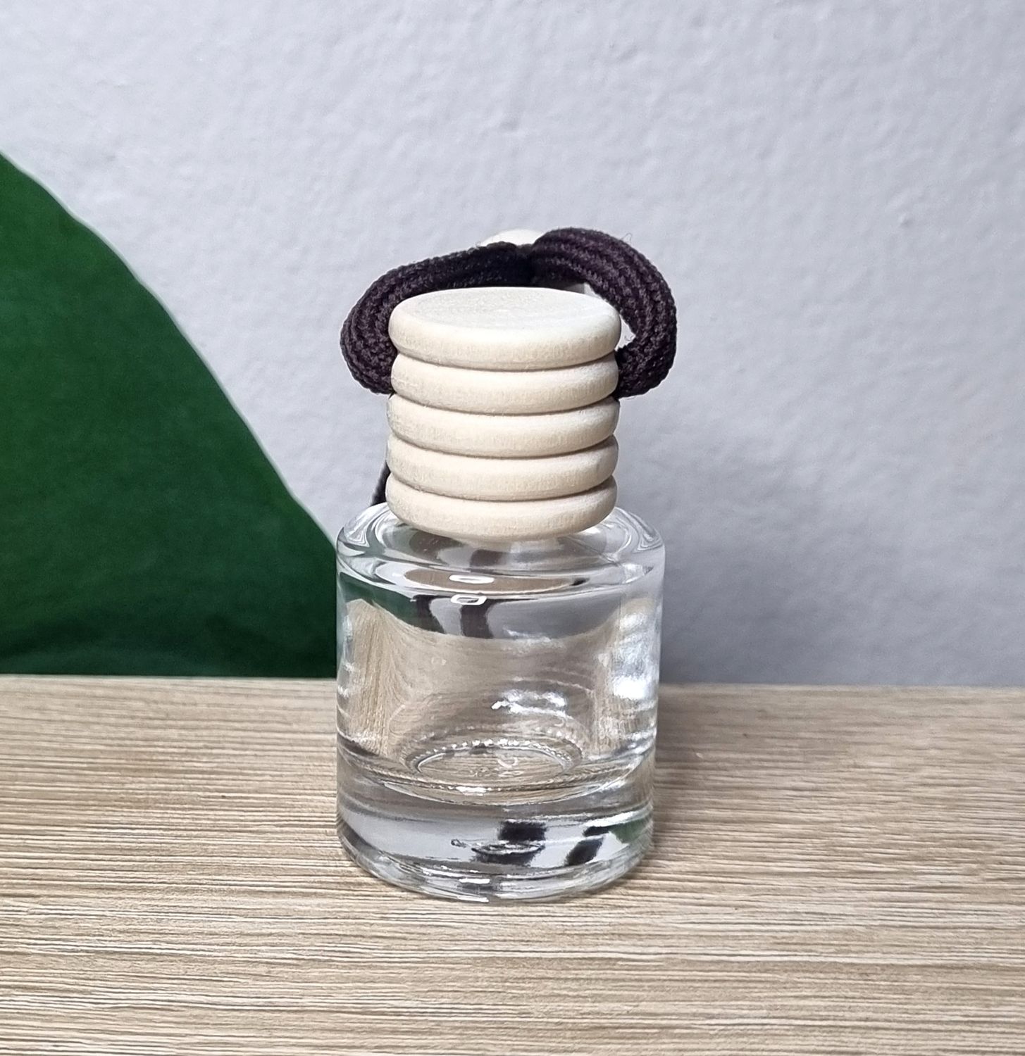Hanging Bottle (8ml)