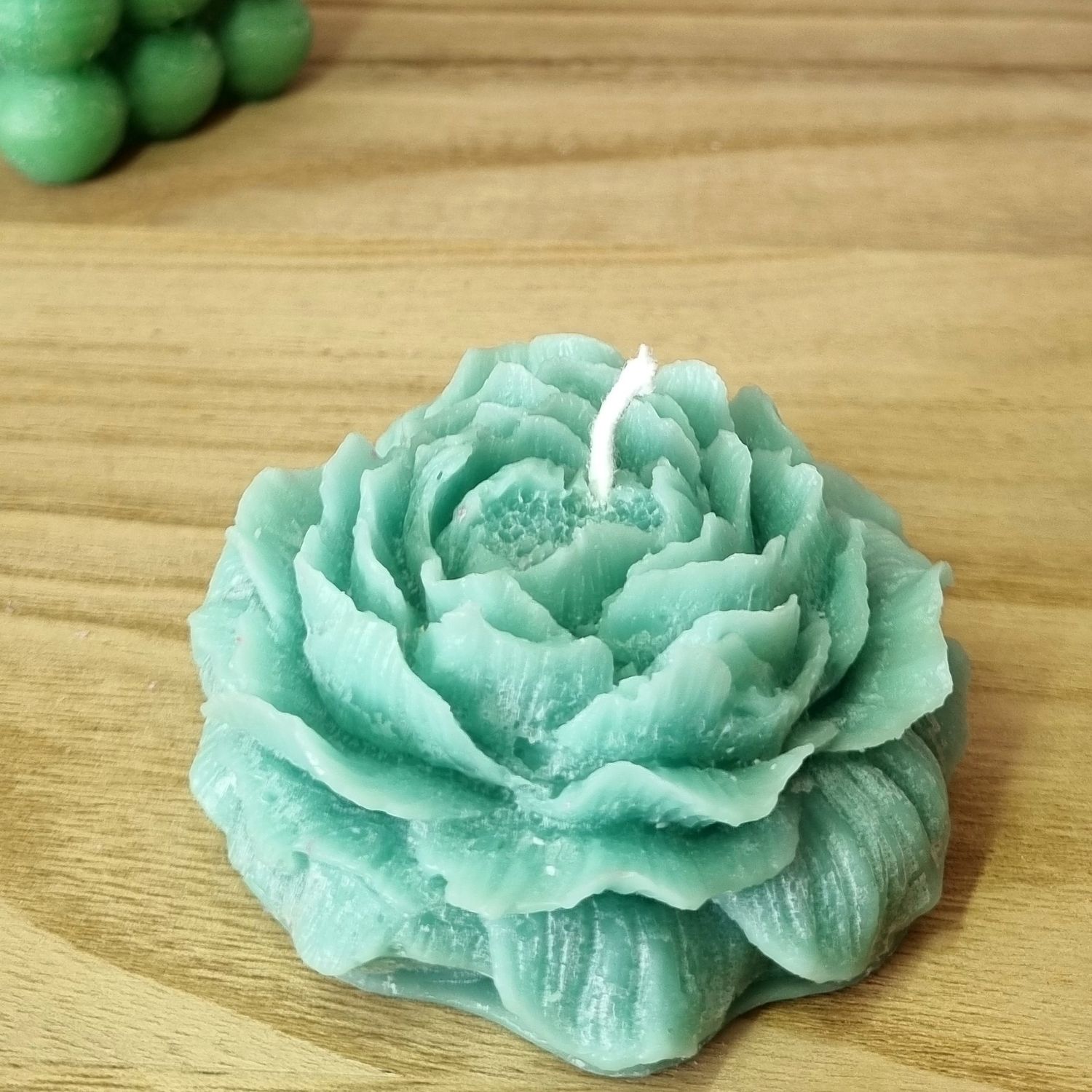 Medium Peony Pillar