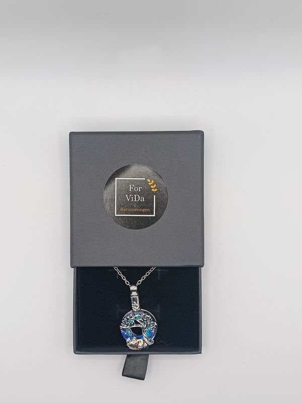 Betoverende asketting met vosje