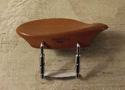 ​Strobel, Full-Size, Non-Lifted Violin Chinrest