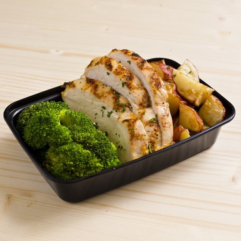 6oz Chicken, Red Potatoes & Veggies