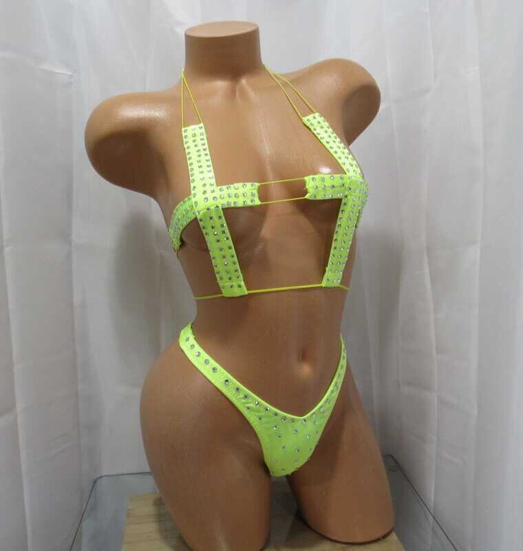 2 PCS YELLOW SET  DESIGN