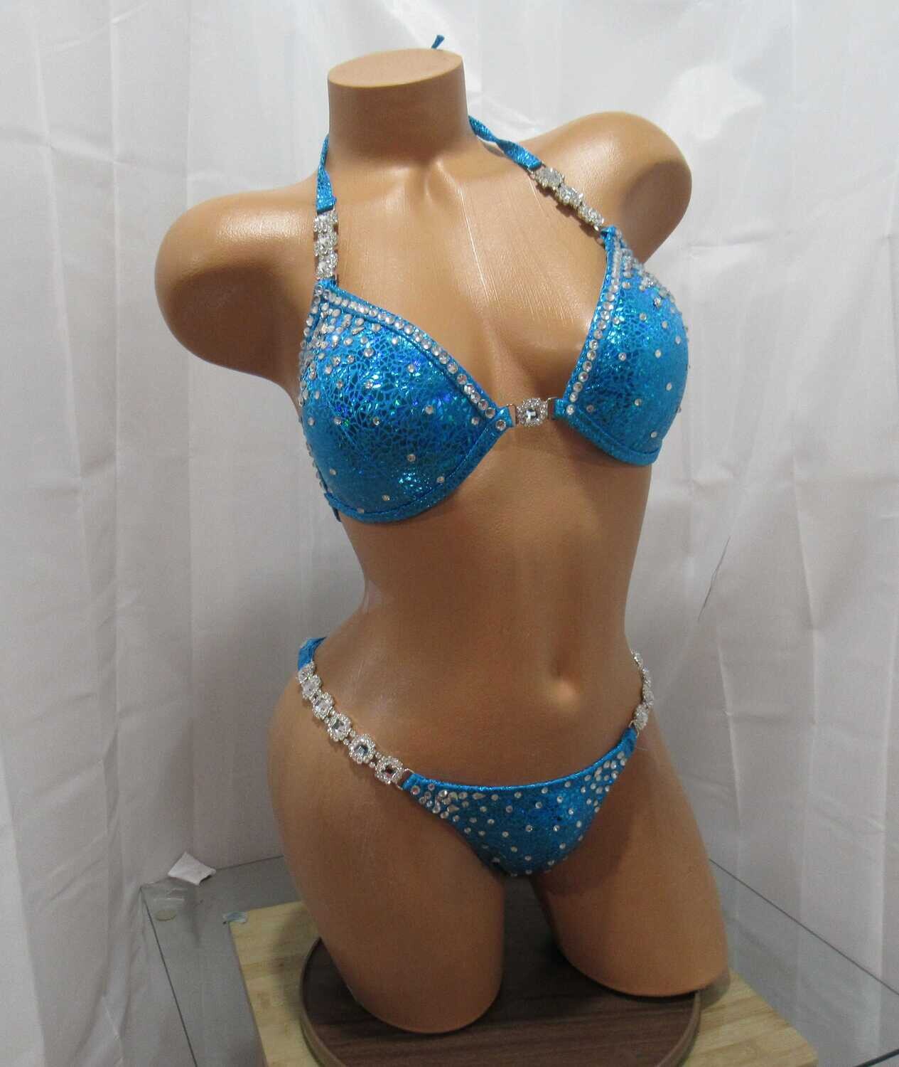 COMPETITION BIKINI