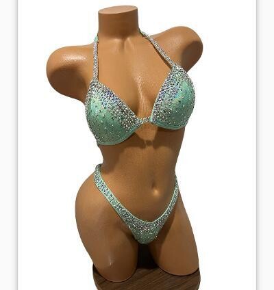 COMPETITION FIGURE/PHYSIQUE POSING SUIT