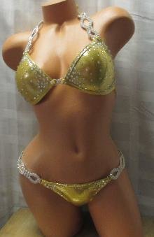 COMPETITION BIKINI