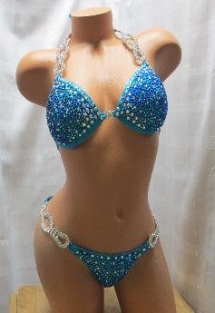 COMPETITION BIKINI
