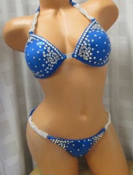 COMPETITION BIKINI