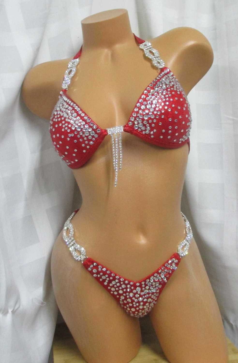 COMPETITION FIGURE / PHYSIQUE POSING SUIT