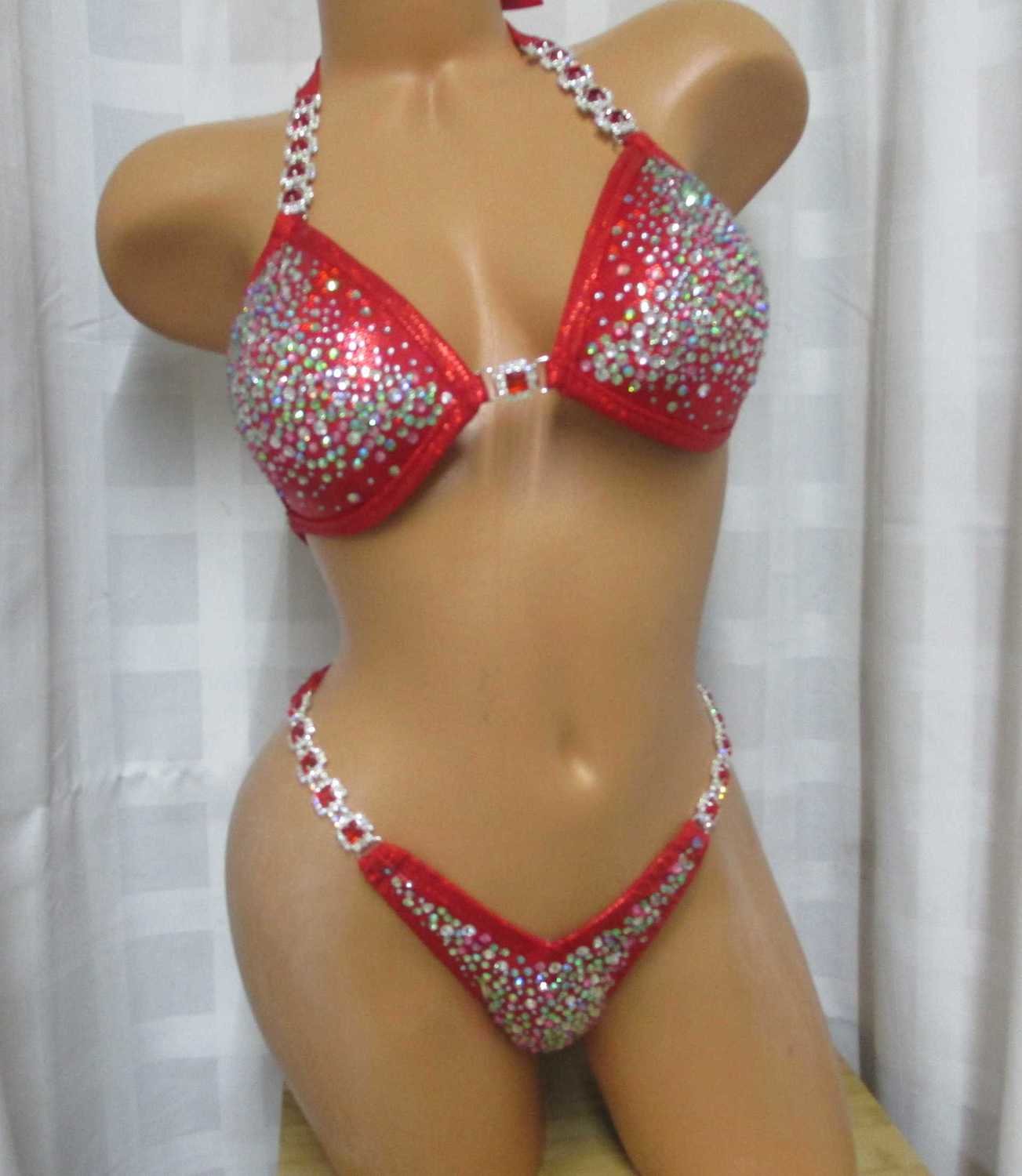 COMPETITION FIGURE /PHYSIQUE POSING SUIT