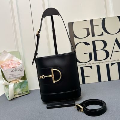 Gucci 73 women bag GHRA11