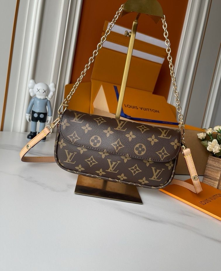 Louis Vuitton wallet on chain lvy women bag ODSB03