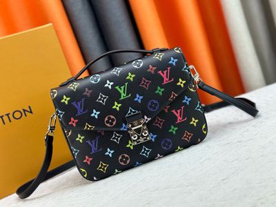 Louis Vuitton pochette metis women bag ODSB039