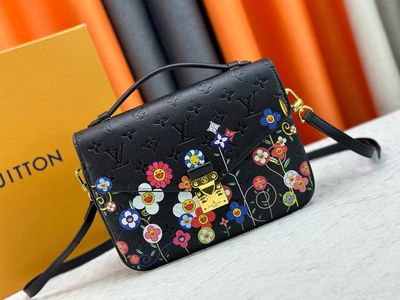 Louis Vuitton pochette metis women bag ODSB041