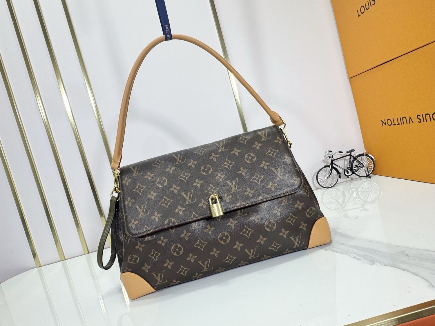 Louis Vuitton hide away women bag ODSD13