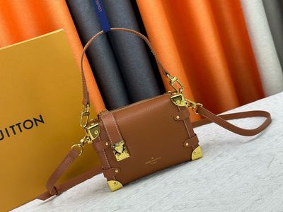 Louis Vuitton side trunk women bag ODSE04
