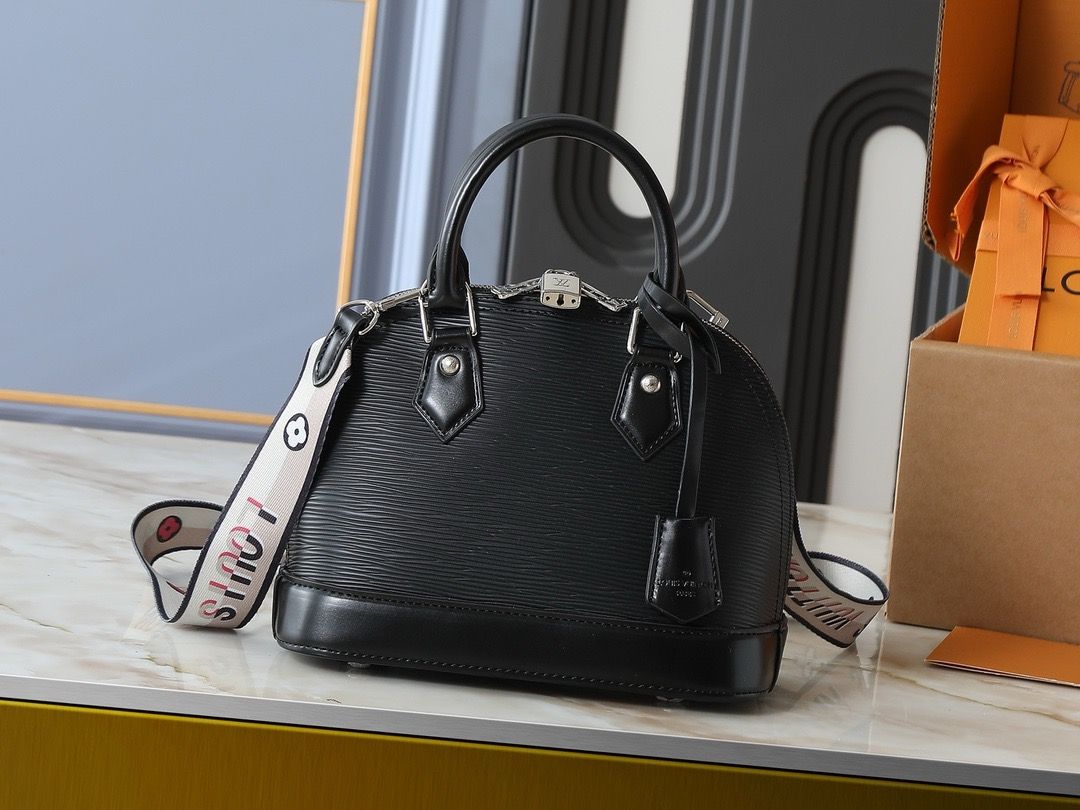 Louis Vuitton alma bb women bag ODSE07