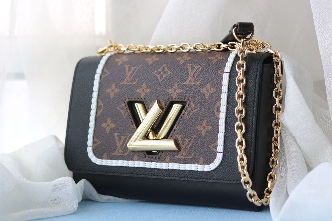 Louis Vuitton twist women bag ODSF20