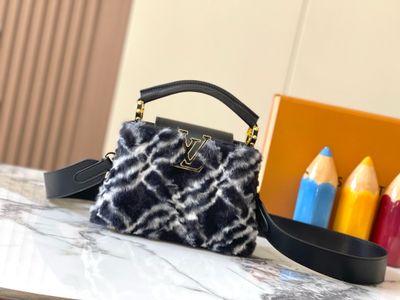 Louis Vuitton capucines women bag ODSG03