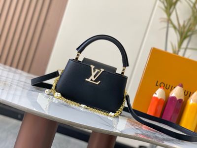 Louis Vuitton crossbody bag – ODSG39