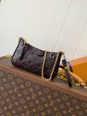 Louis Vuitton crossbody bag – ODSG42