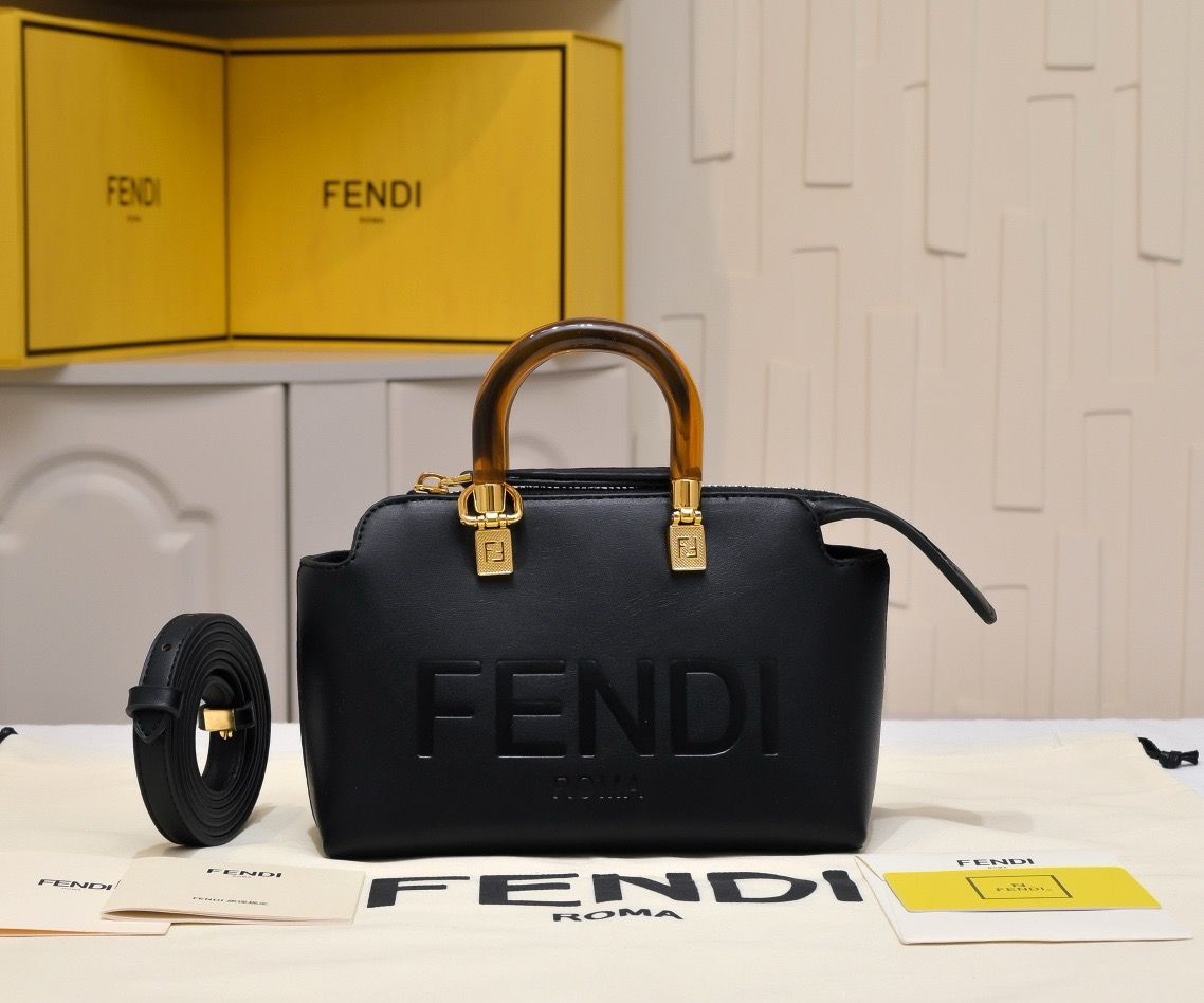 Fendi bag – FIZG11