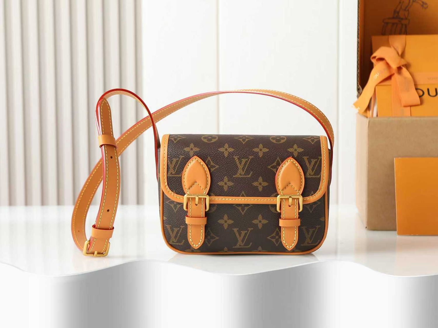 Louis Vuitton Crossbody Bag – Satchel Mini ODSG94 with Monogram Leather Trim
