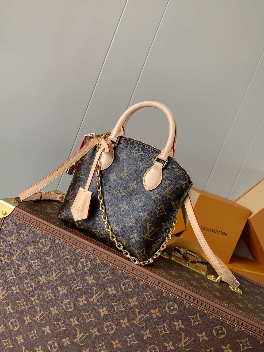 Louis Vuitton Crossbody Bag – Lockit BB ODSG96 Monogram Leather with Gold Chain