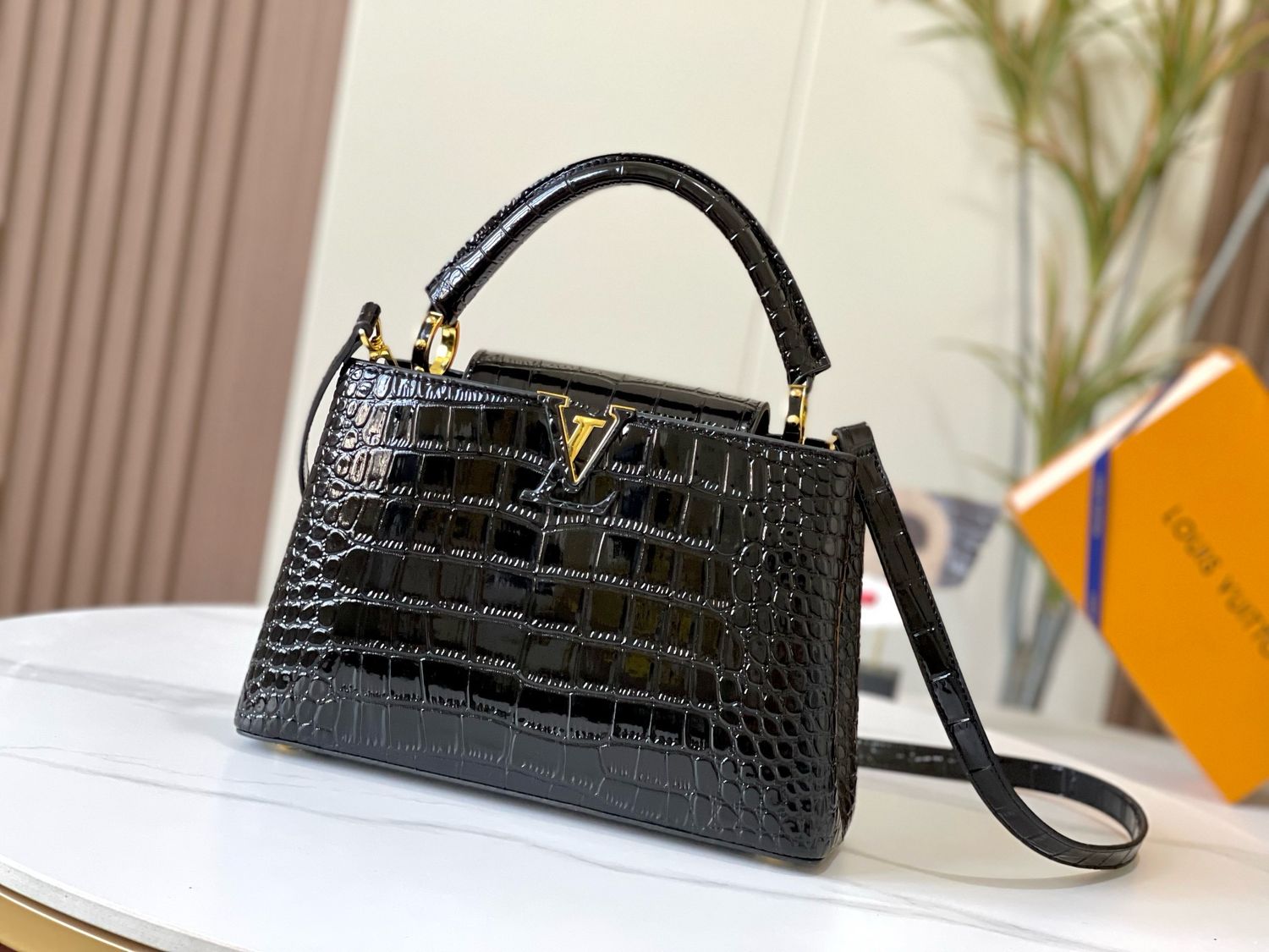 Louis Vuitton crossbody bag — ODSG101 Capucines MM Crocodile Leather