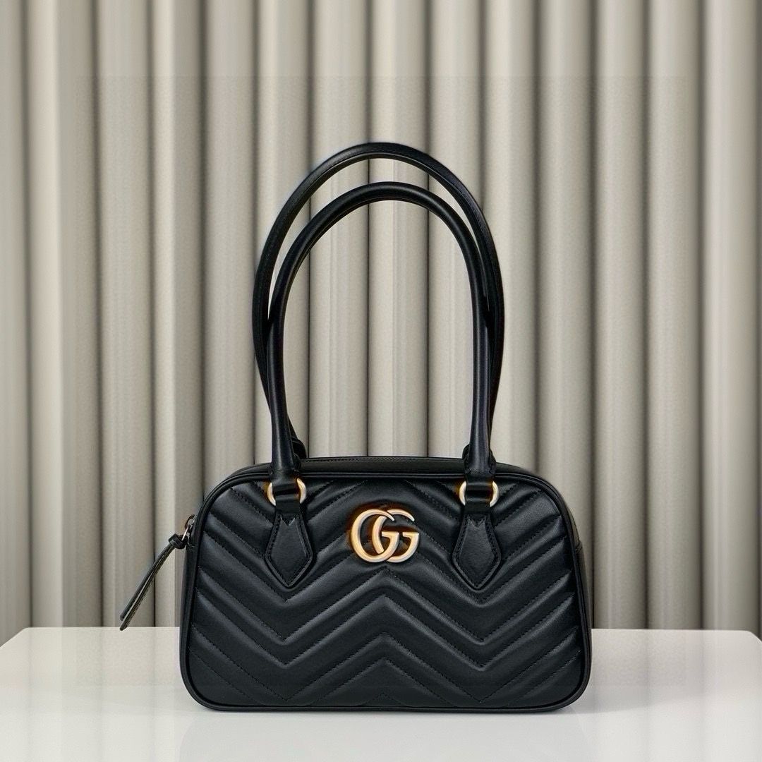 Gucci bag — GHRG22 GG Marmont Small Chevron Leather Top Handle Bag