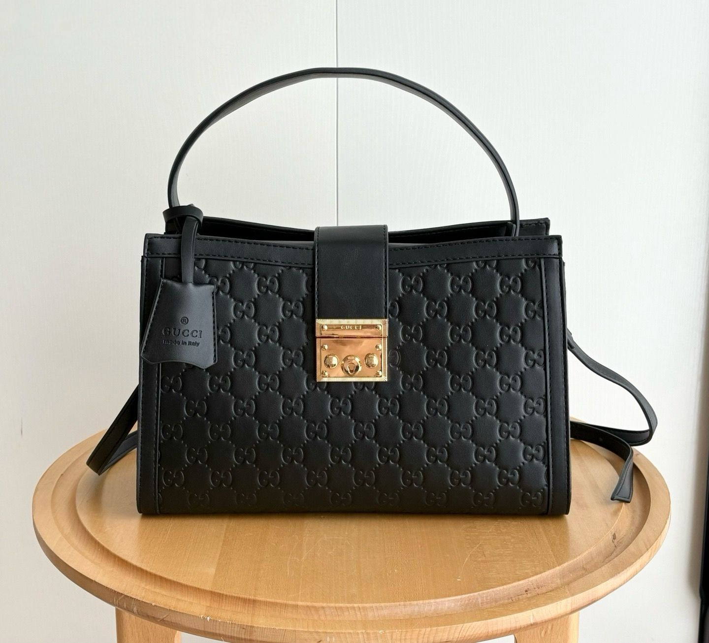 Gucci Bag — GHRH03 Embossed Leather Padlock Shoulder Bag