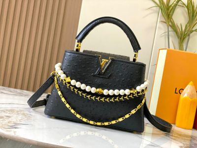 Louis Vuitton Crossbody Bag — ODSH08 Capucines Ostrich Leather Pearl Chain Handbag