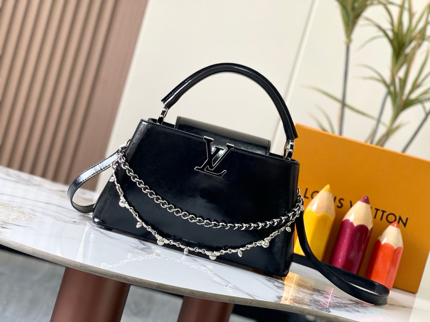 Louis Vuitton Bag — ODSH21 Capucines East West BB Handbag