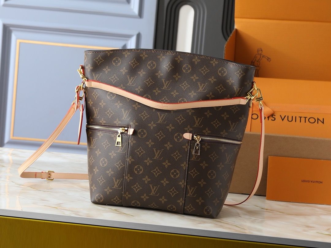 Louis Vuitton Crossbody Bag — ODSH33 Melie Monogram Shoulder Bag