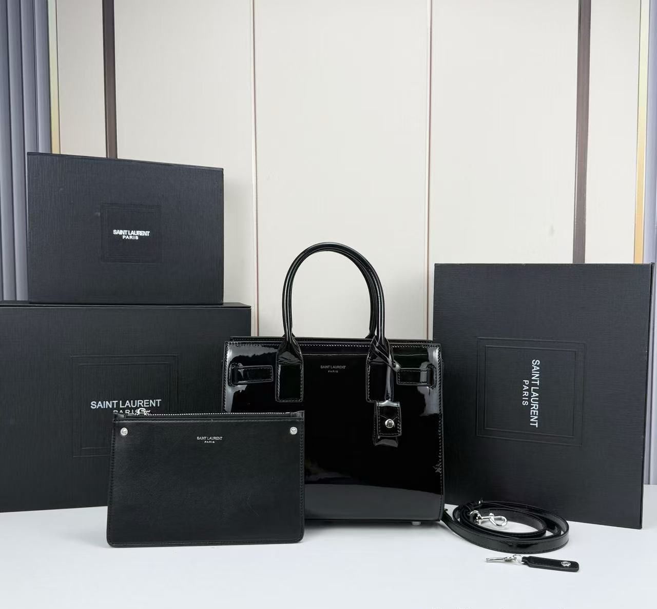 Yves Saint Laurent bag — RETH01 Sac De Jour Handbag