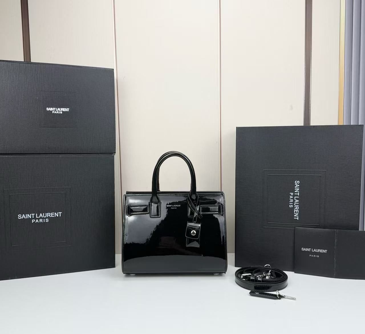 Yves Saint Laurent bag — RETH02 Sac De Jour Handbag Small