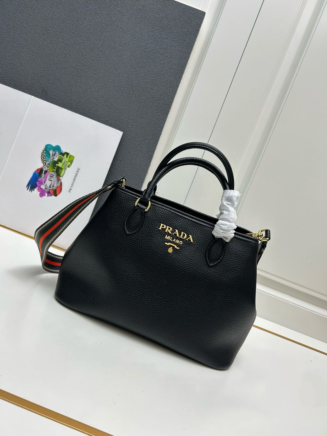 Prada bag — PTDH02 Grain Leather HandBag