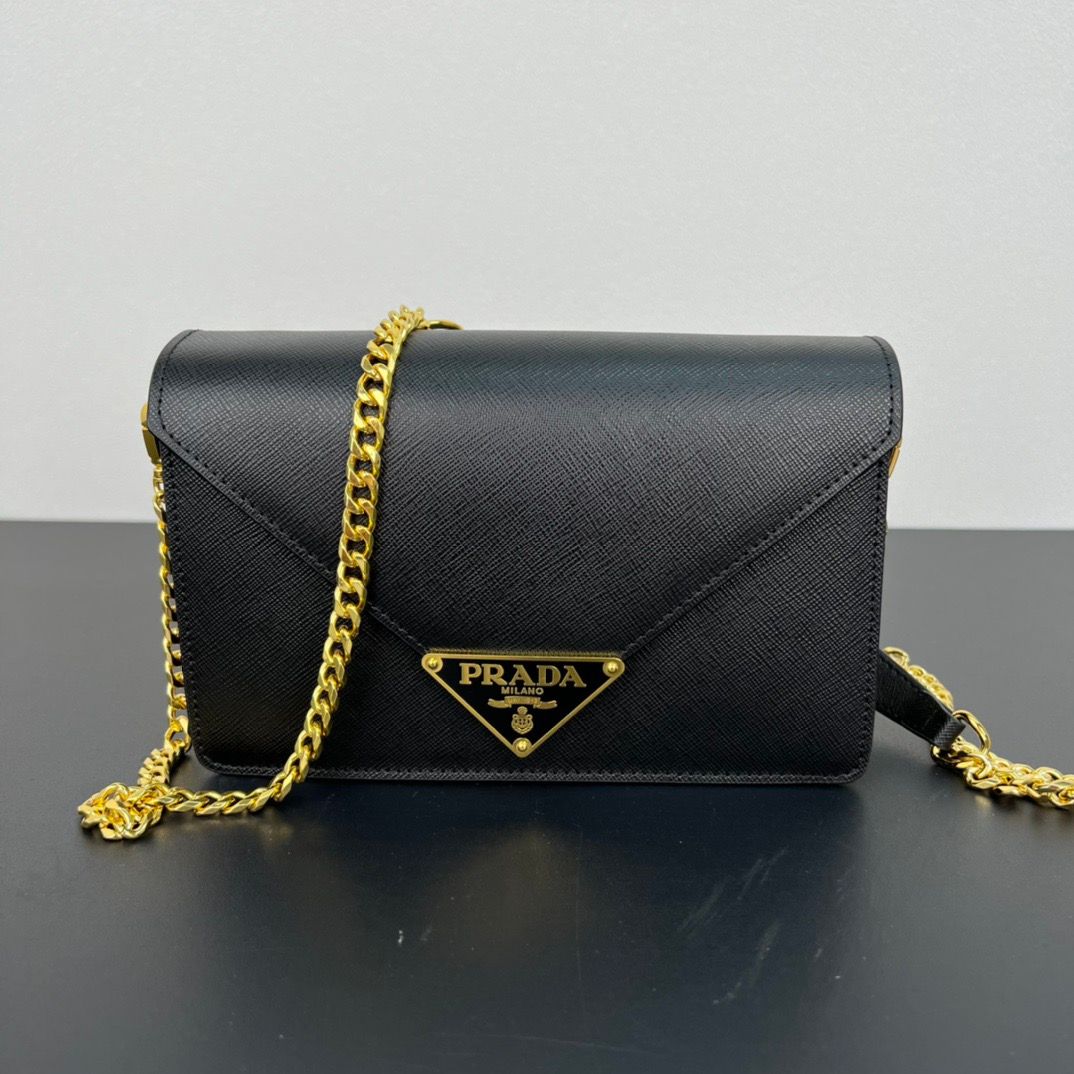 Prada saffiano bag PTEA03