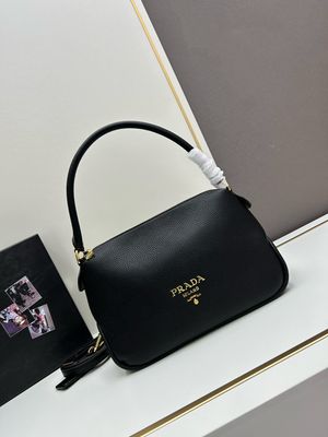 Prada vitello daino handle bag PTEA05