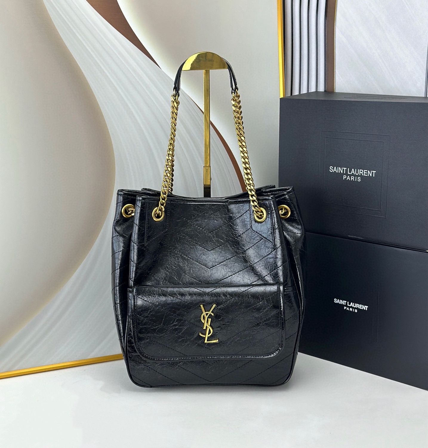 Yves Saint Laurent niki bag REUB01