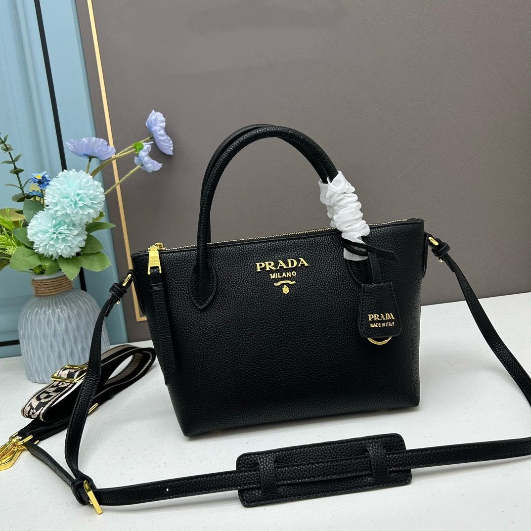 Prada vitello daino small bag PTEC02