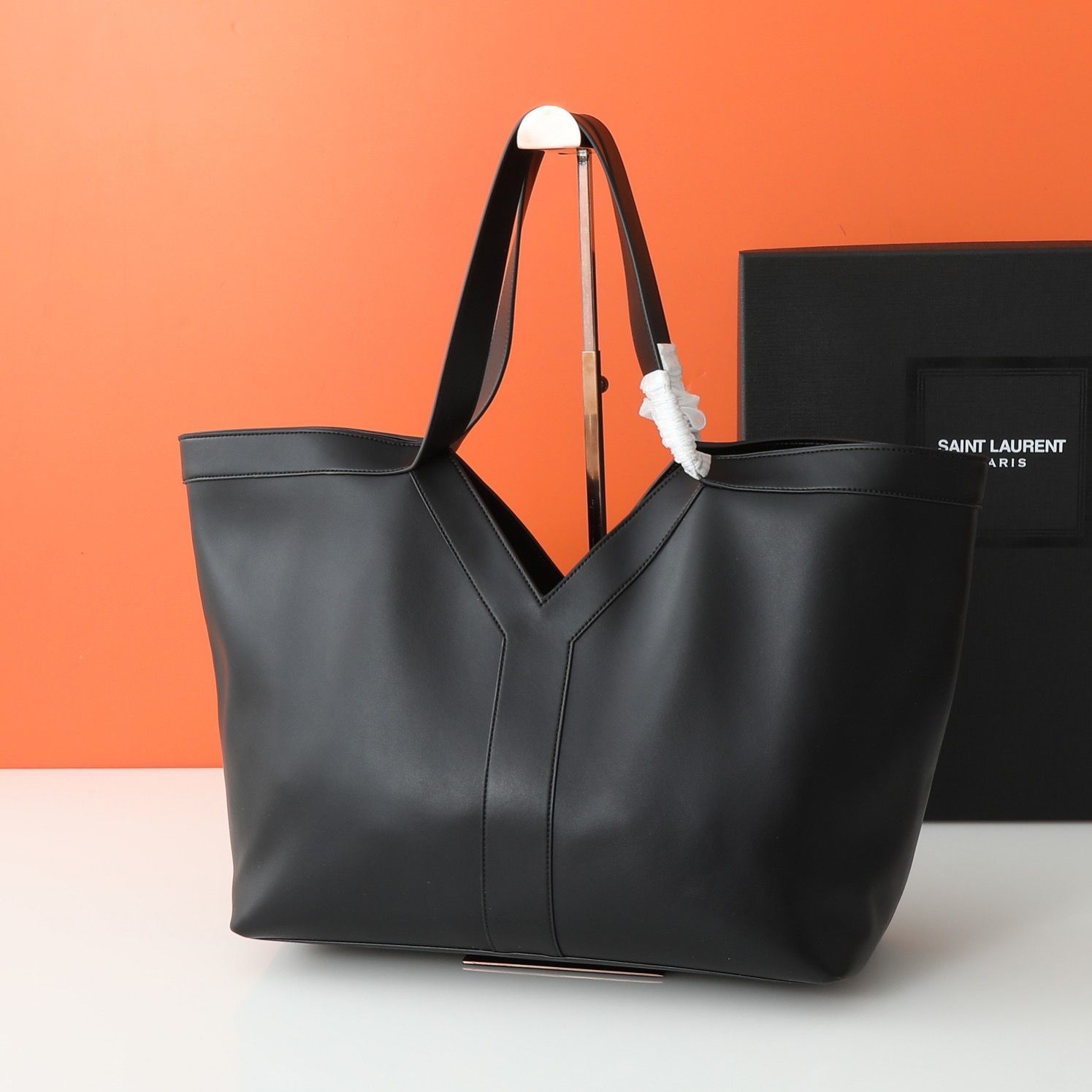 Yves Saint Laurent Y tote bag REUC03