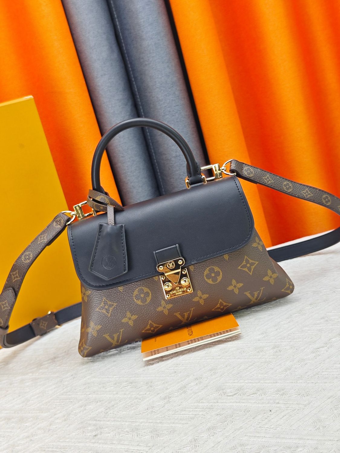 Louis Vuitton Vavin PM Monogram crossbody women bag ODTC03