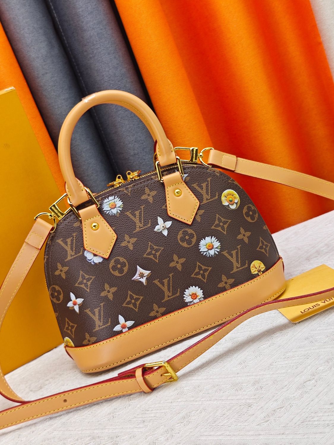 Louis Vuitton alma bridge monogram women crossbody bag ODTD03