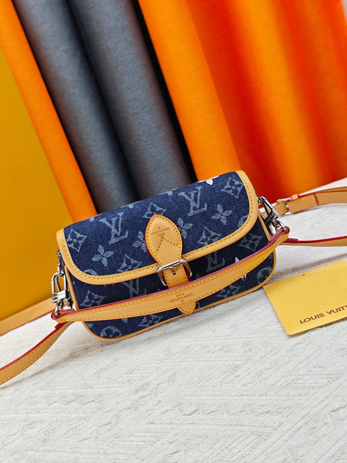 Louis Vuitton diane women crossbody bag ODTD04
