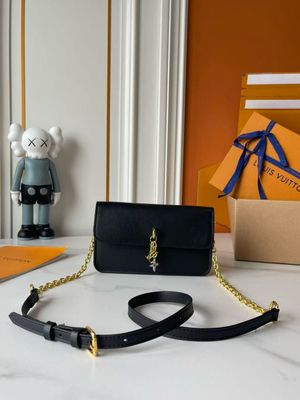 Louis Vuitton wallet on chain bloom women crossbody bag ODTE13